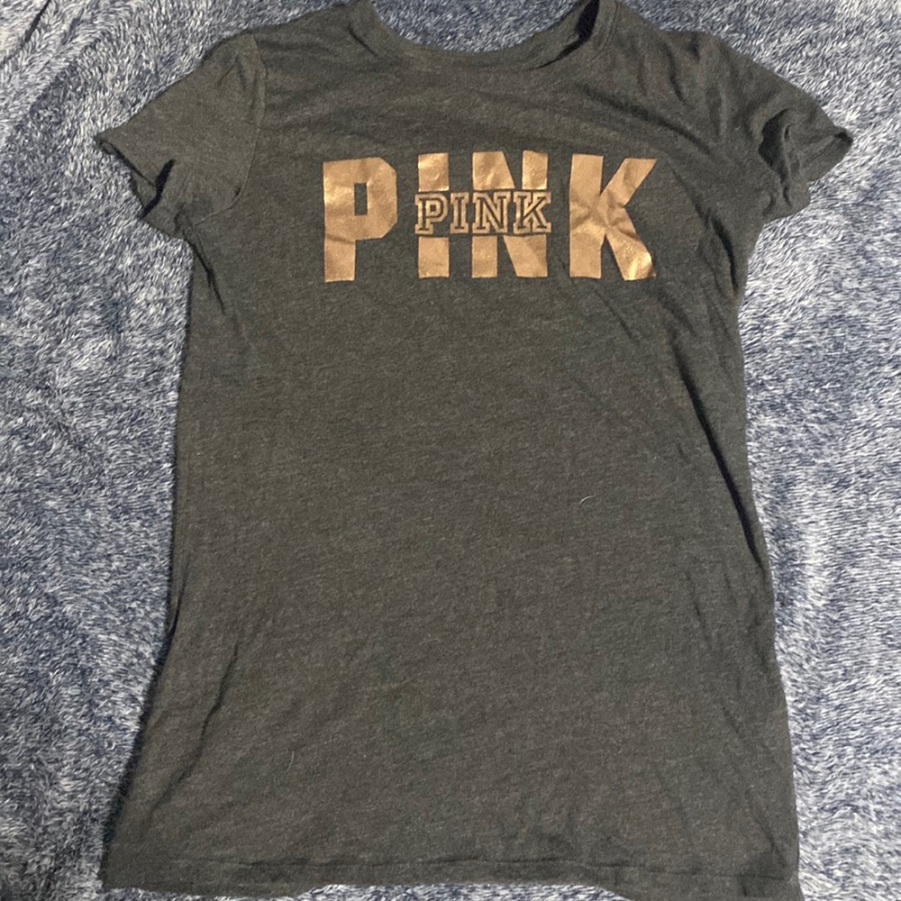 Victoria’s Secret PINK grey tee